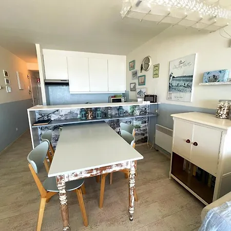 By The Sea With Stunning Views شقة *