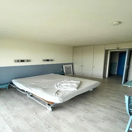 By The Sea With Stunning Views