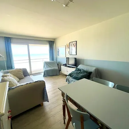 شقة By The Sea With Stunning Views